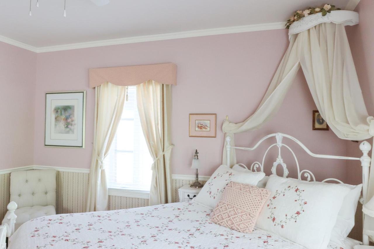 Bed & Breakfast, Gite La Princesse Des Champs Boischatel Bagian luar foto