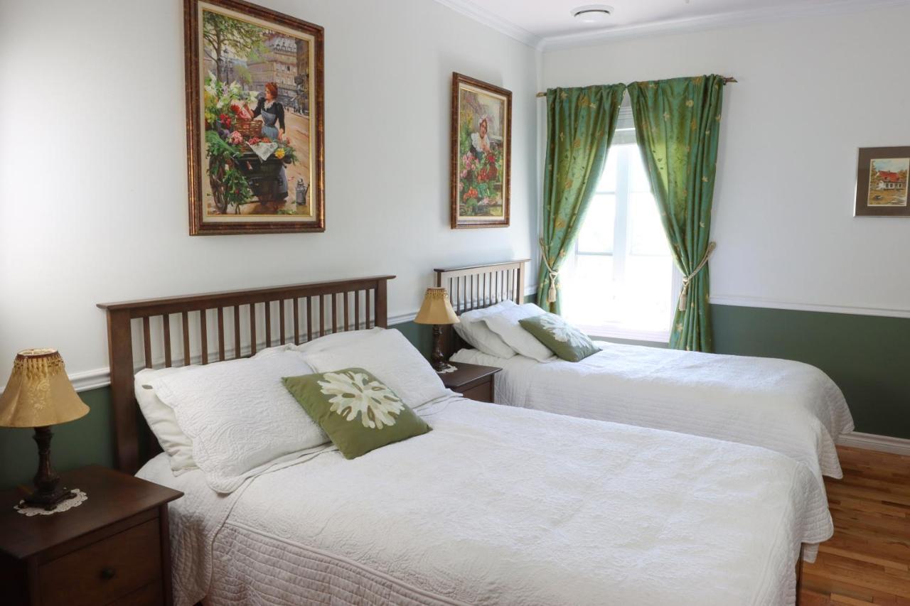 Bed & Breakfast, Gite La Princesse Des Champs Boischatel Bagian luar foto