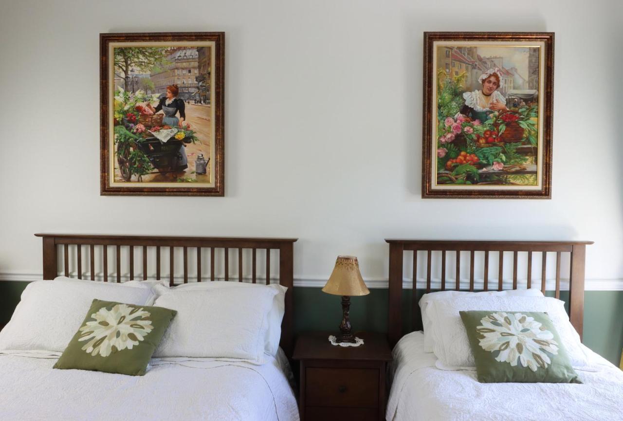 Bed & Breakfast, Gite La Princesse Des Champs Boischatel Bagian luar foto
